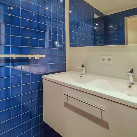 Дом отдыха 1 Bedroom Stunning In